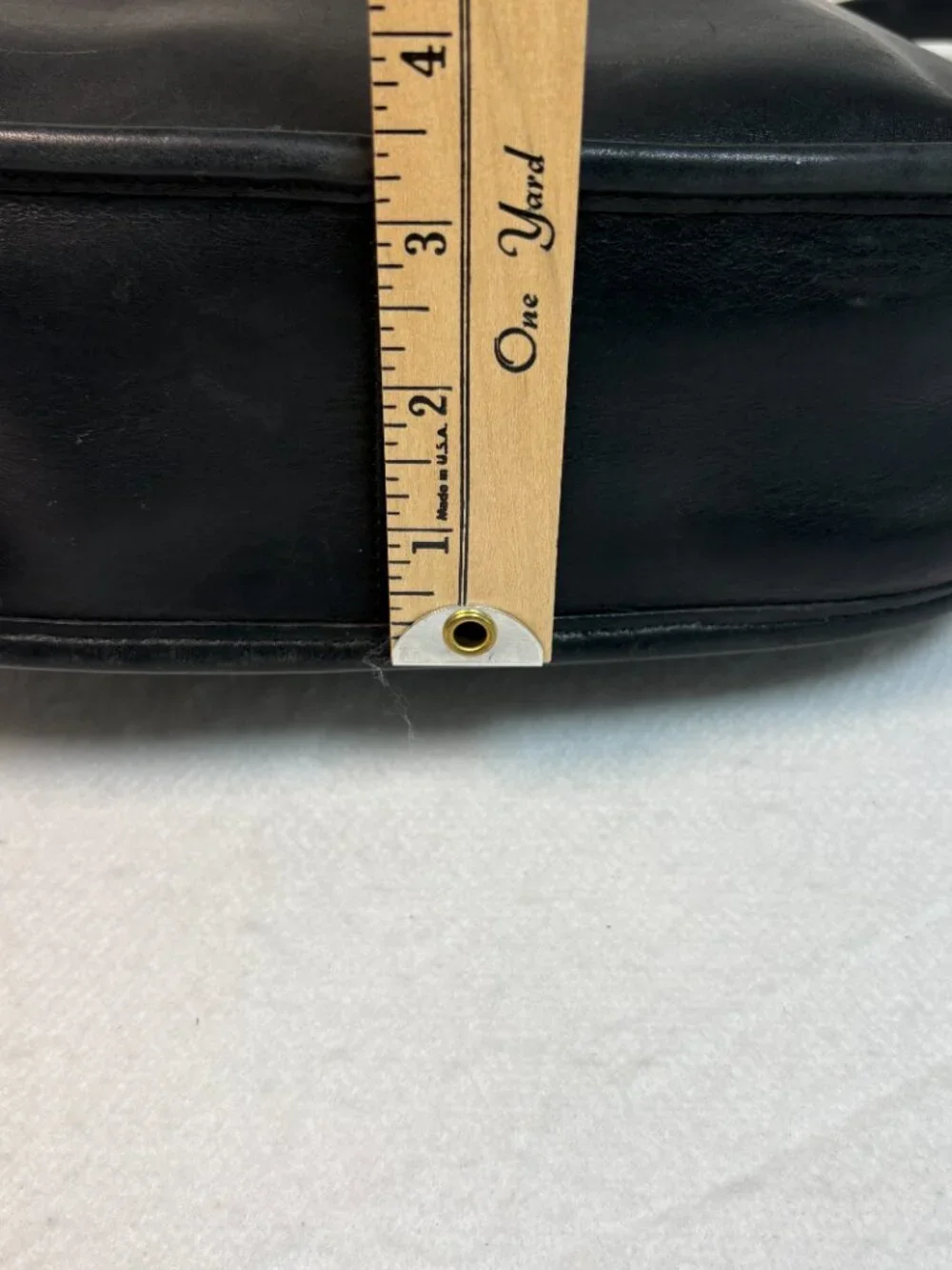 Vintage Coach Black Leather City Bag 9790 Crossbody Turnlock Messenger Classic